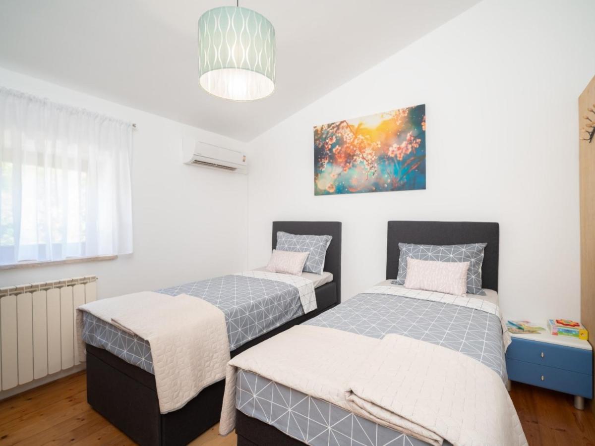 Apartment Gaia Labin  Kültér fotó